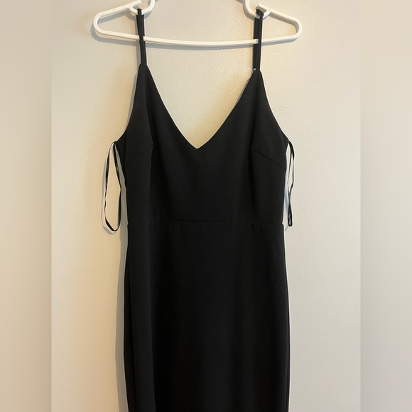 Evening gown - Picture 4 of 4